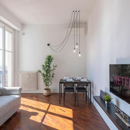 Ale Apartment Castello Imperatore -Parking Disponibile- プラート エクステリア 写真