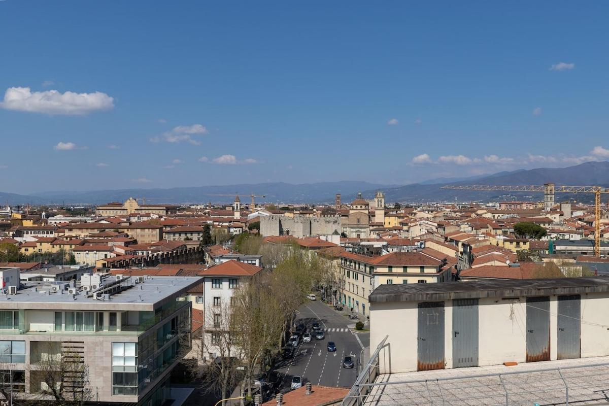 Ale Apartment Castello Imperatore -Parking Disponibile- プラート エクステリア 写真